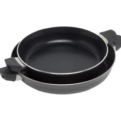 2 poêles et 1 poignée Pyrex