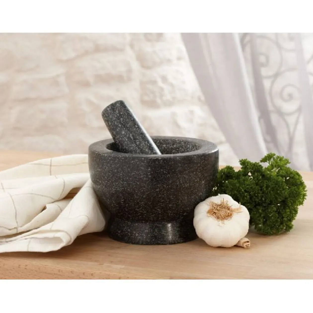 Pilon granite