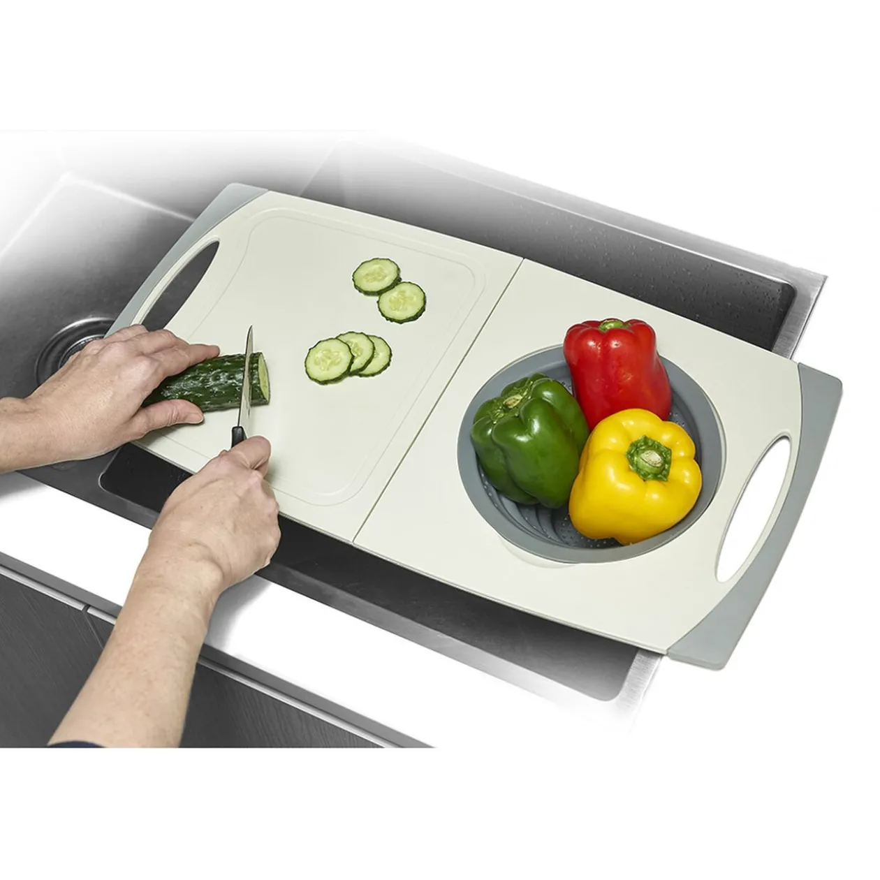 Planche à découper avec passoire rétractable silicone 56x29,5cm