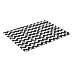 Planche à découper noire et blanche motif zigzag