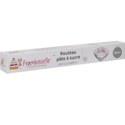 Rouleau de pâte à sucre blanc
