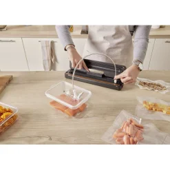 Tuyau d'aspiration pour boîte de conservation sous vide